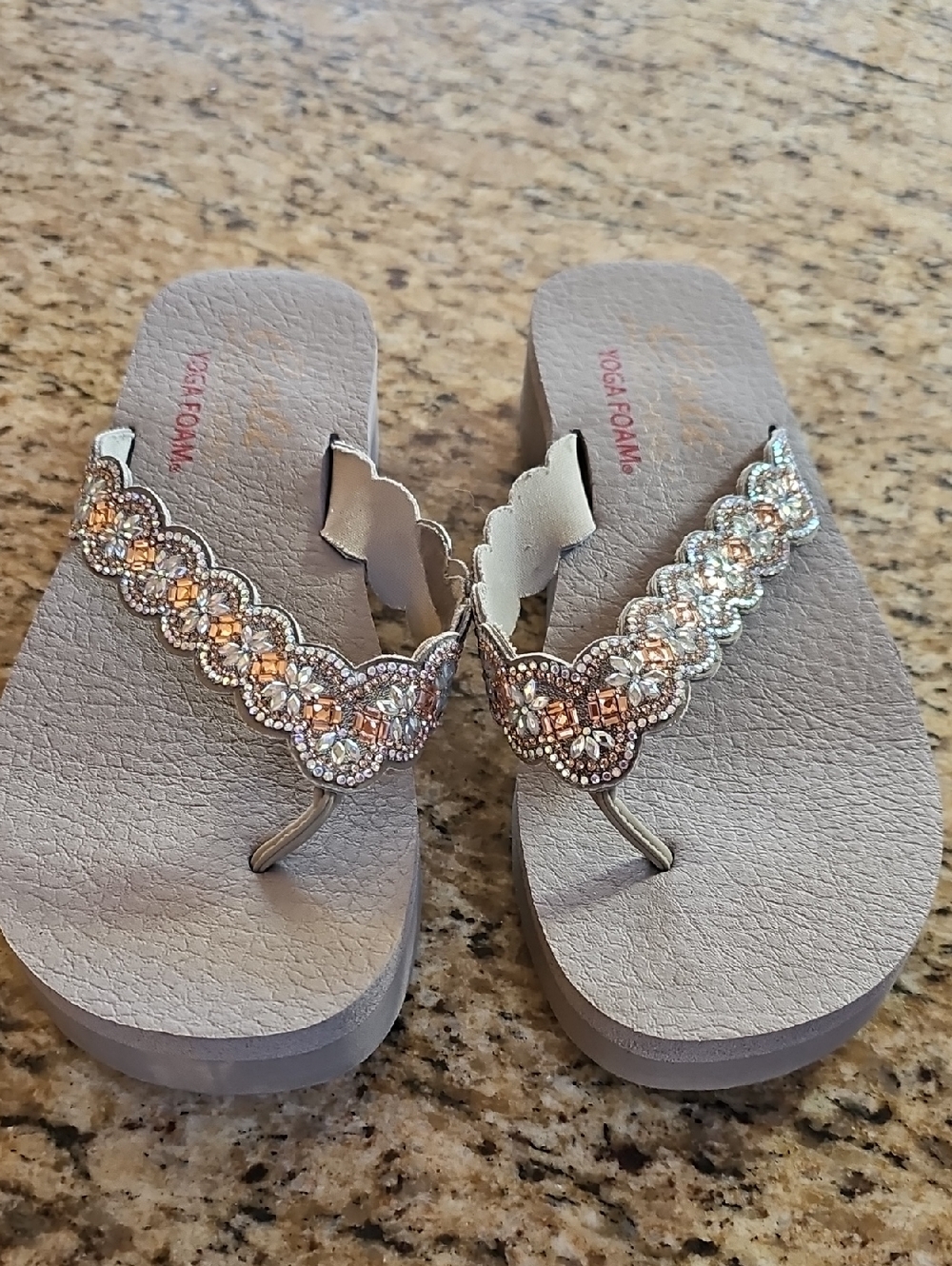 Skechers Cali Yoga Foam Beaded Wedge Flip Flops Rhinestone Platform Sandals - Picture 5 of 16